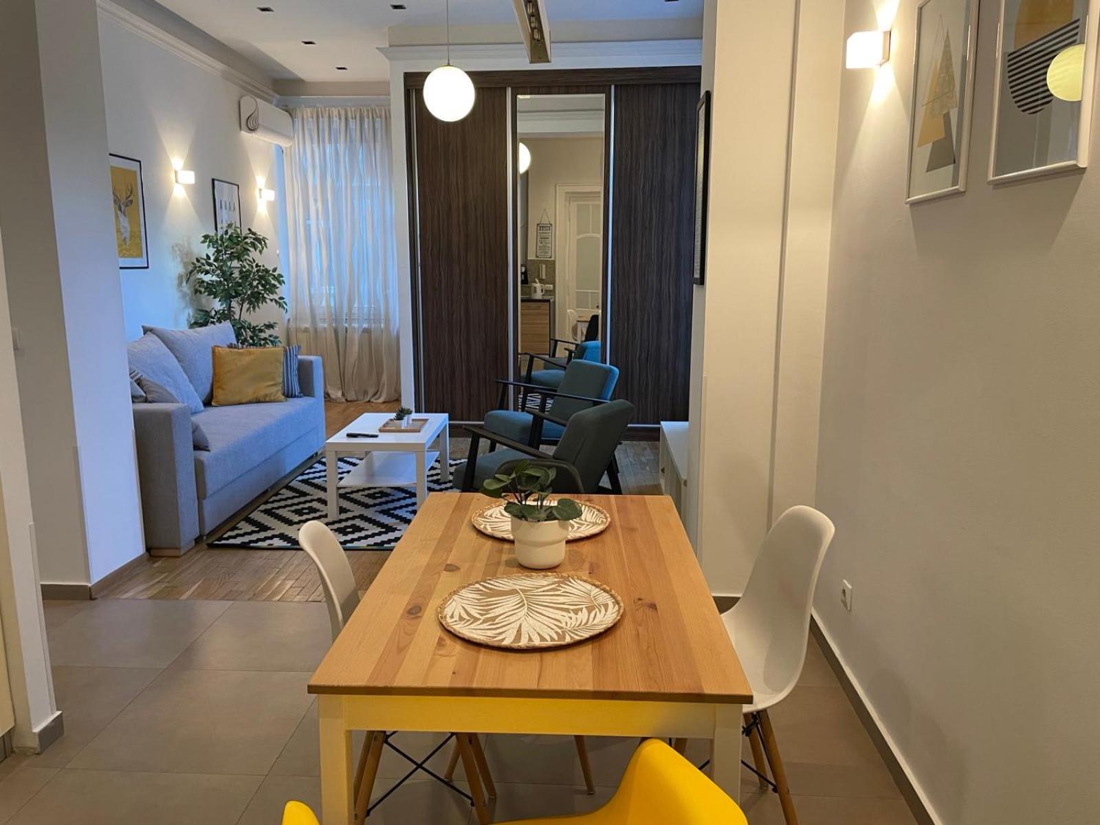 Apartment Break Chic And Luxury